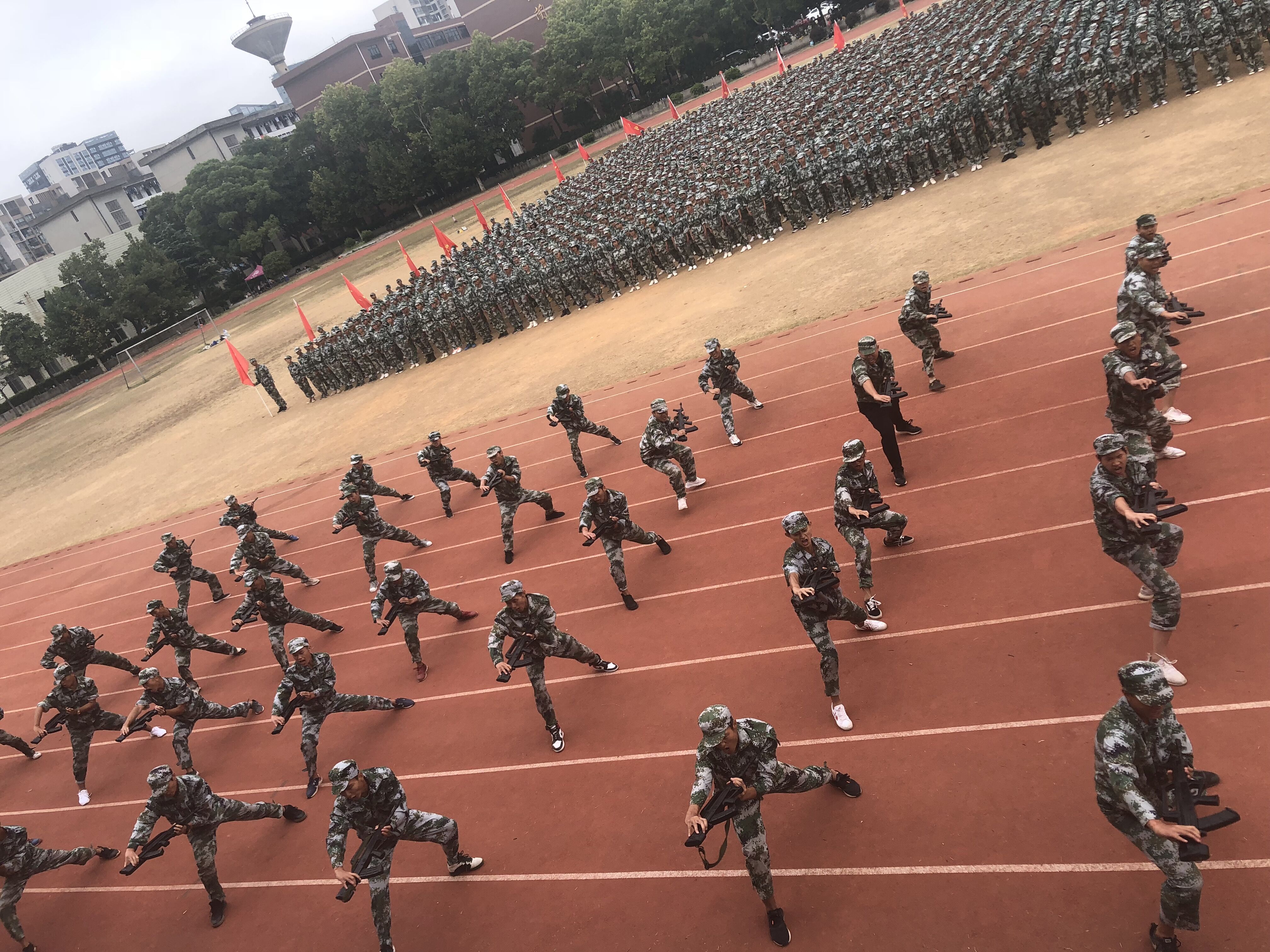 亚洲欧美日韩中文字幕在线